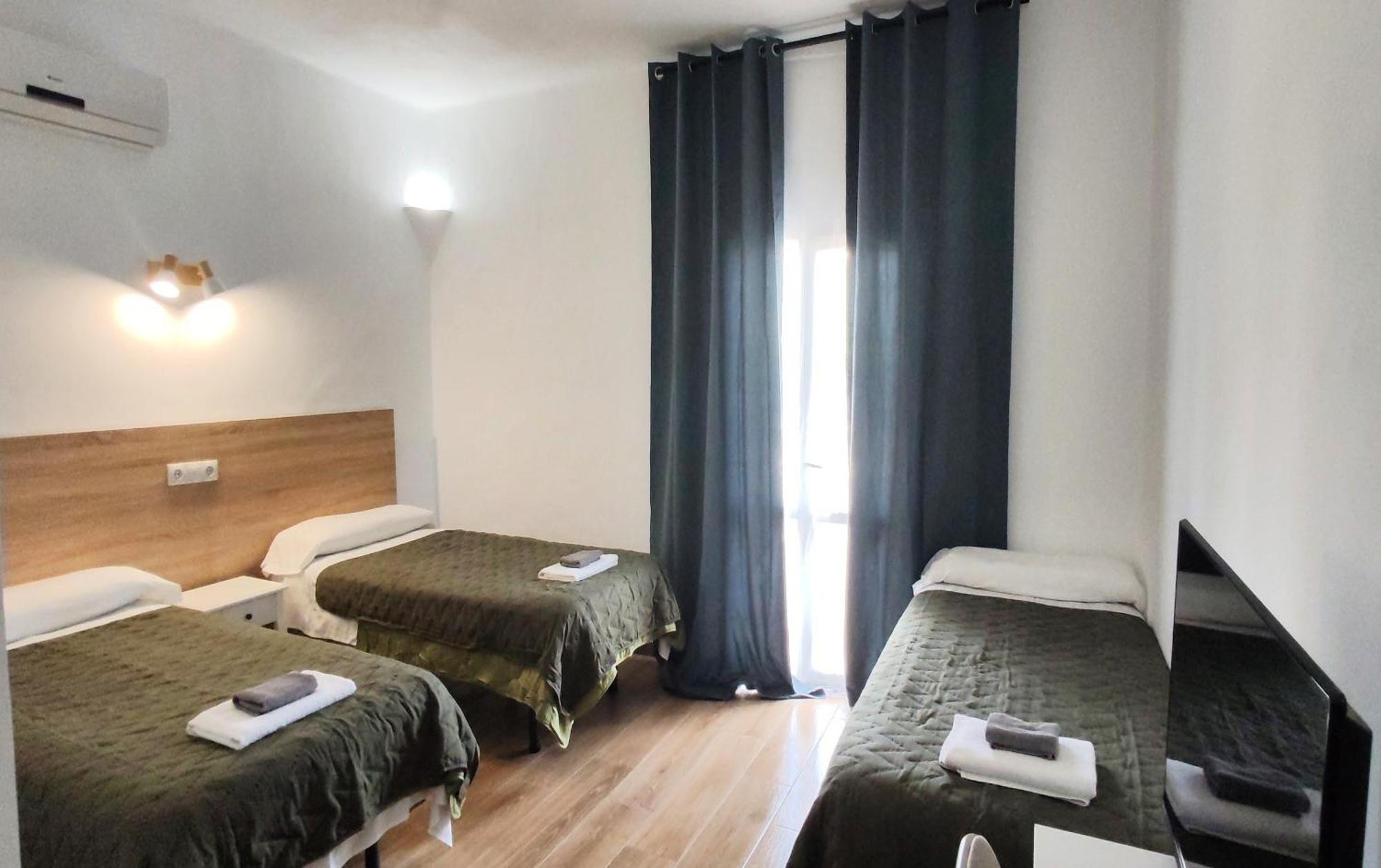 Hostal Oasis Dor Cala D´Or Buitenkant foto